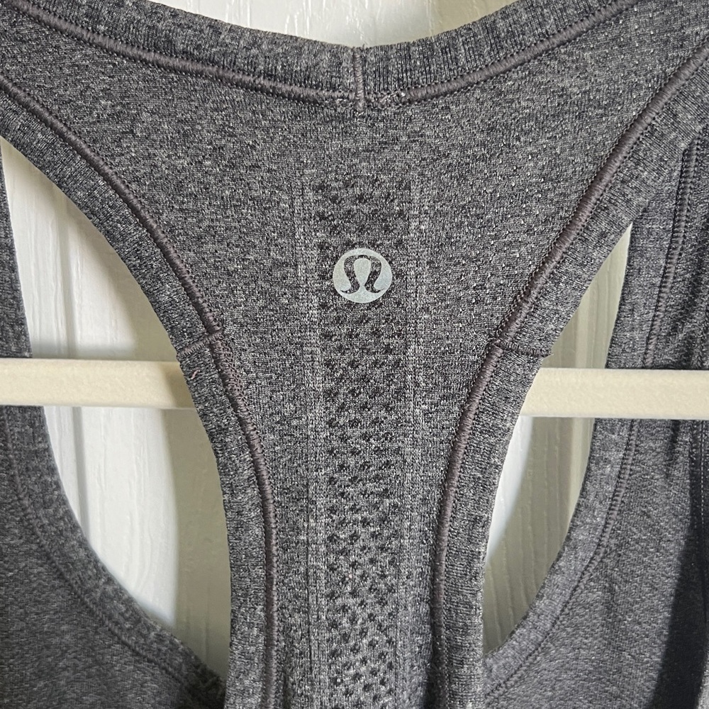 Lululemon Swiftly Tech Racerback Tank - Picture 2 of 4